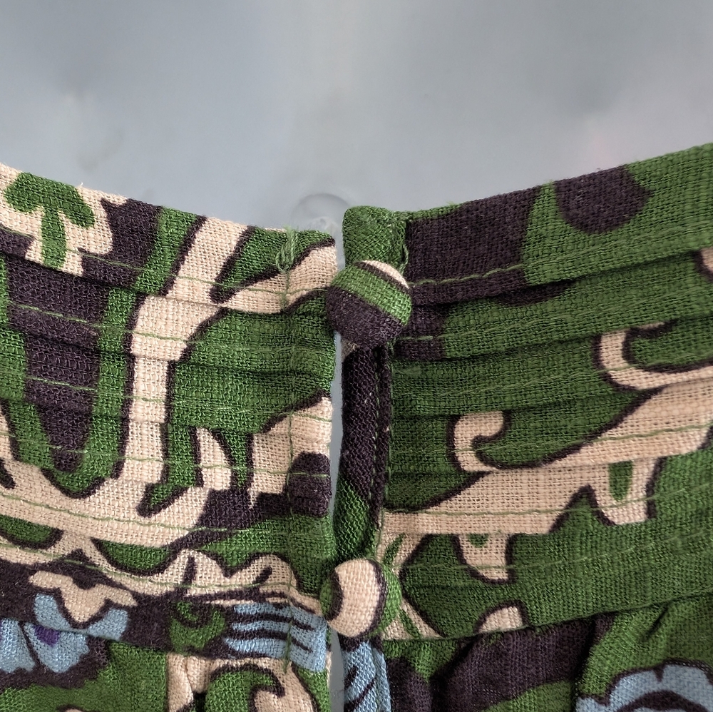 Green Floral Linen Blend Top - Picture 3 of 6